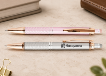 Caneta metal com touch personalizada